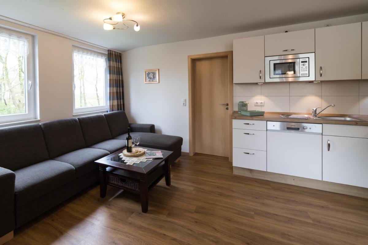 Apartamento Friesenhof Janssen - Urlaub Auf Dem Bauernhof Neuharlingersiel Exterior foto