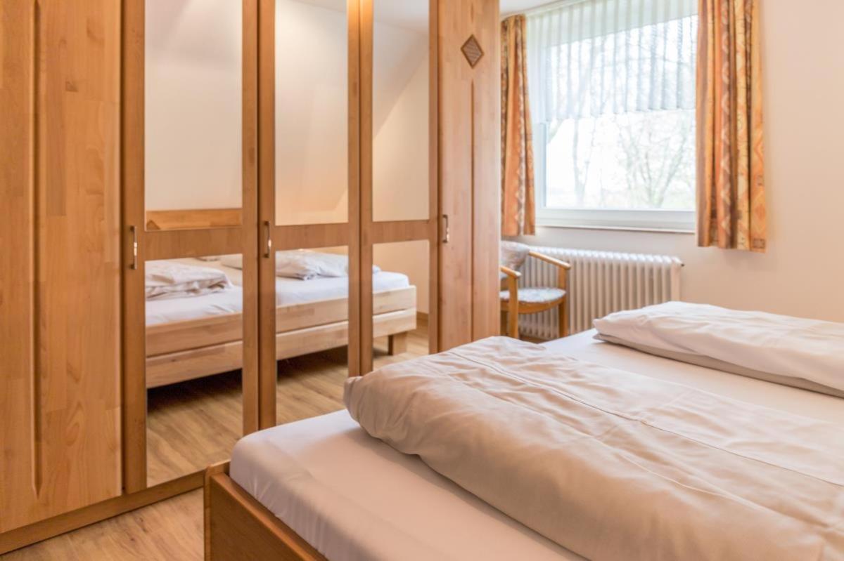 Apartamento Friesenhof Janssen - Urlaub Auf Dem Bauernhof Neuharlingersiel Exterior foto