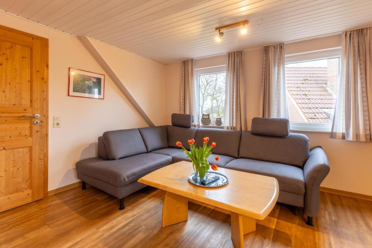 Apartamento Friesenhof Janssen - Urlaub Auf Dem Bauernhof Neuharlingersiel Exterior foto