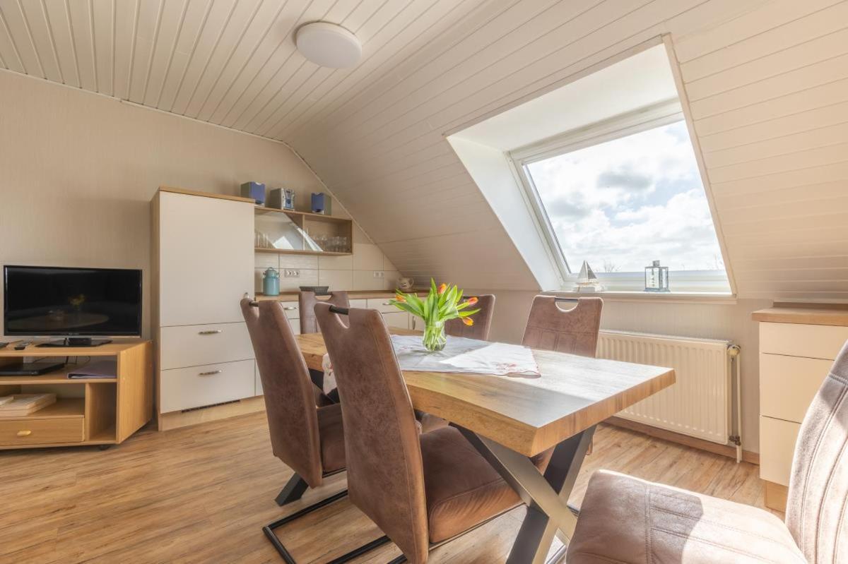 Apartamento Friesenhof Janssen - Urlaub Auf Dem Bauernhof Neuharlingersiel Exterior foto